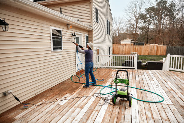 Best Garage Pressure Washing  in Mccamey, TX