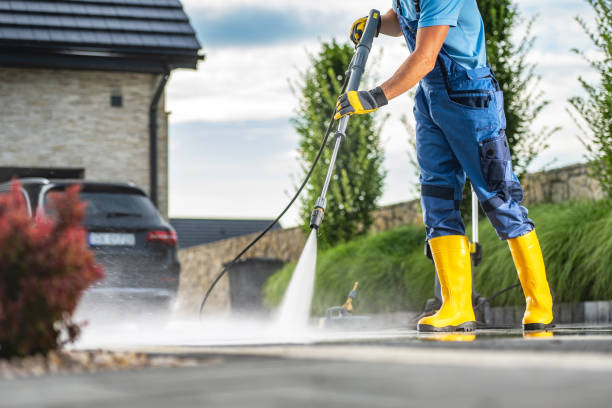 Why Choose Our Certified Pressure Washing Experts for Your Project Needs in Mccamey, TX?